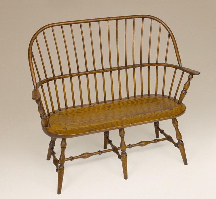 Oak Sack-Back Windsor Settee-image