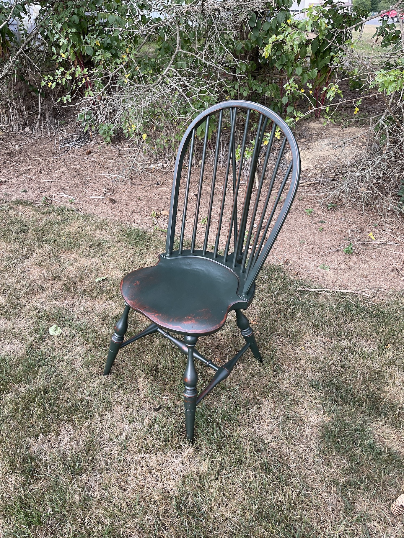 Painted Historical Bow Back Side Windsor Chair with Brace-image