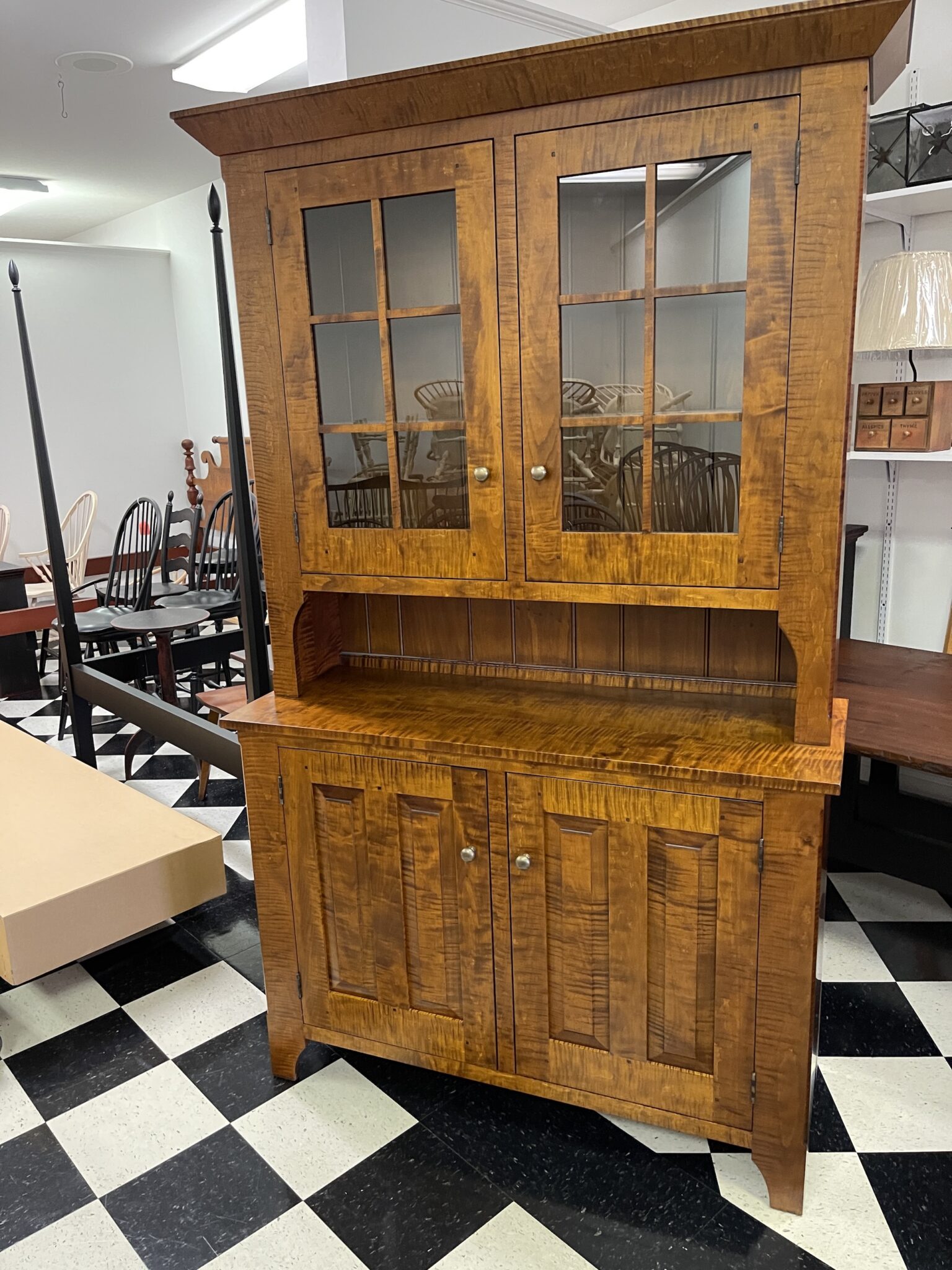 Tiger Maple Wood Simpsonville Hutch-image