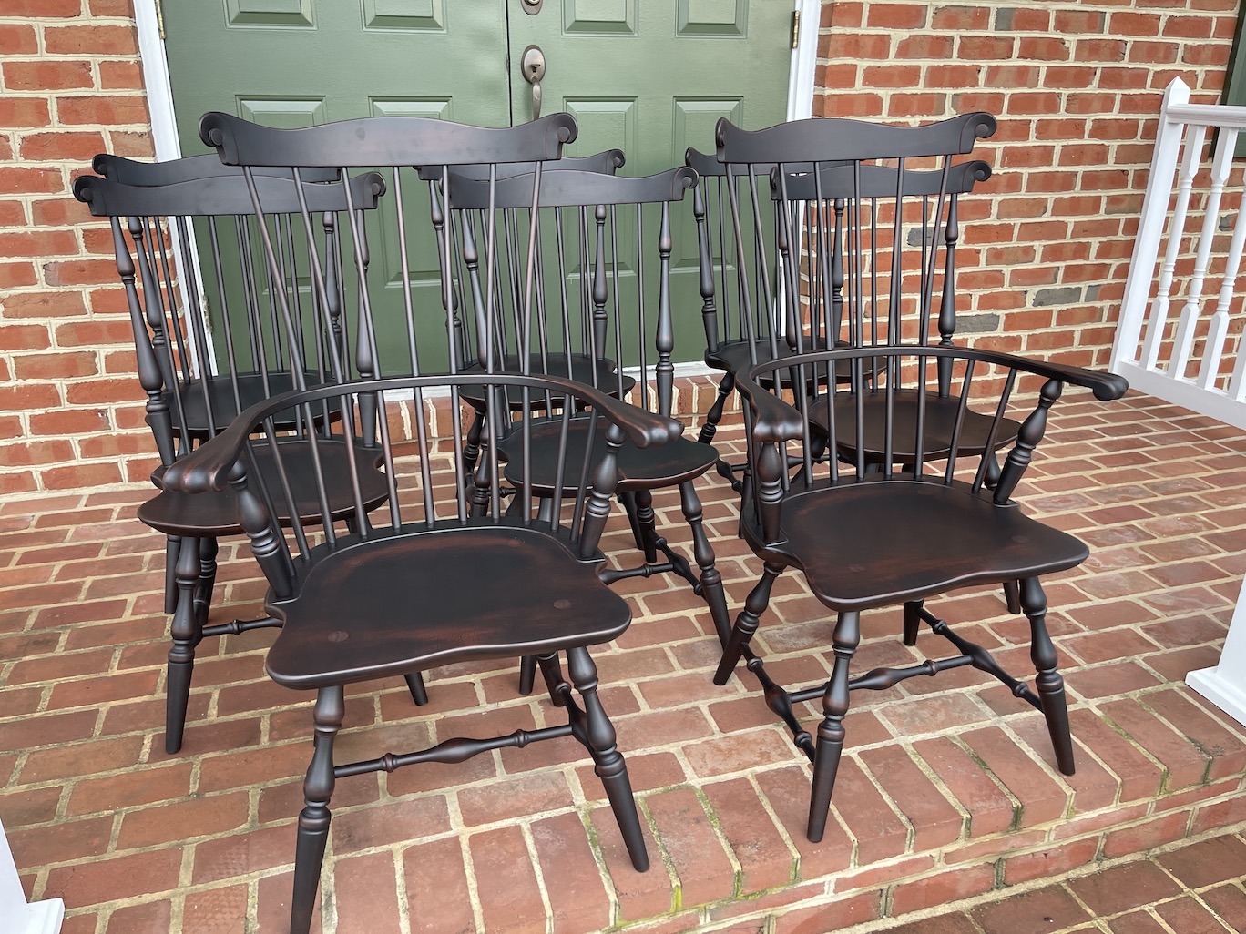 Set of 8 Windsor Chairs - 2 Fan Back Windsor Armchairs and 6 Fan Back Windsor Side Chairs-image