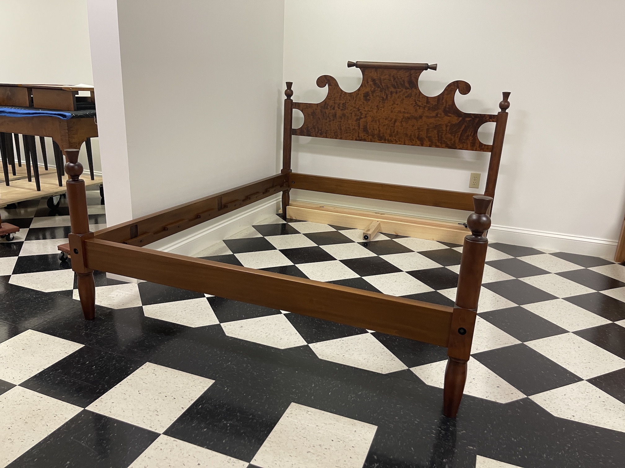 Cherry Queen Size Historical Darien Low Post Bed-image