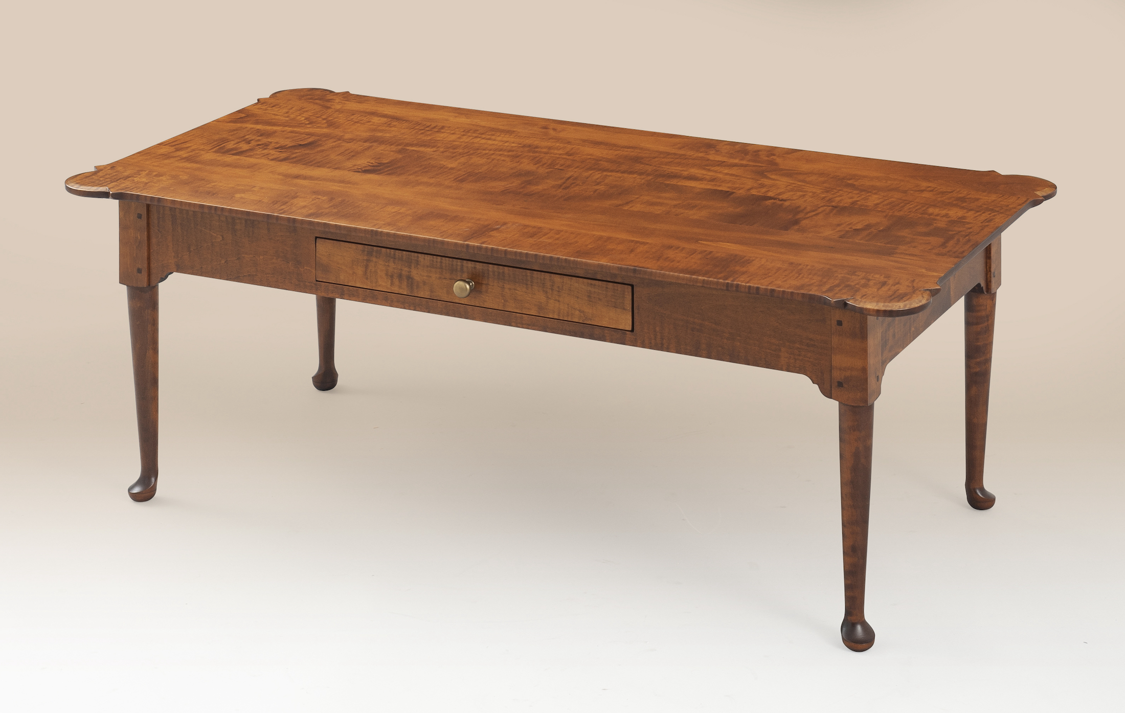 Tiger Maple Wood Coffee Table with Drawer-image