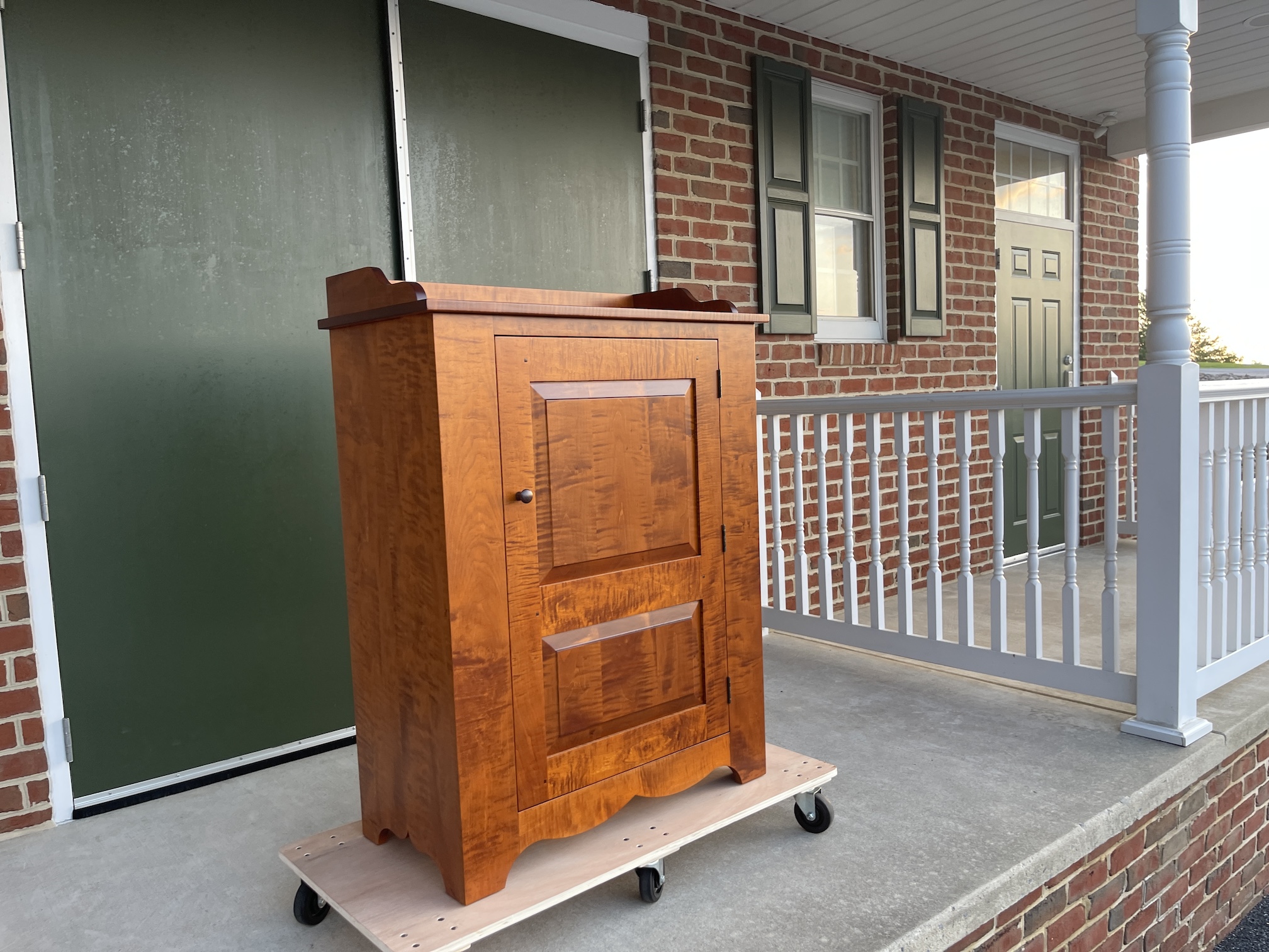 Tiger Maple Wood Raised Panel Cabinet-image